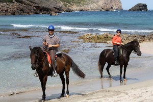 MNK Villas- Menorca en caballo